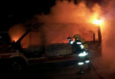 Oö: Fahrzeugbrand auf der Autobahnraststation Ansfelden