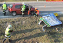 Nö: Pkw mäht in Theresienfeld Verkehrsschild nieder