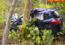 Stmk: Person nach Pkw-Anprall an Baum eingeschlossen
