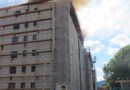 Stmk: Dachstuhl eines Hochhauses in Graz in Brand