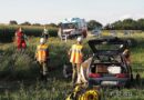 Oö: Fahrzeuglenker aus verunfallten Pkw gerettet