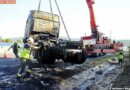 Nö: Sattelzug auf der A21 in Vollbrand