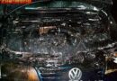 Nö: Motorraum eines Fahrzeuges in Brand geraten