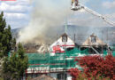 Schweiz: Enormer Schaden bei Dachstuhlbrand in historischem Gebäude