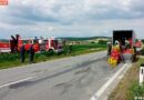 Nö: Lkw-Zug kommt aufs Bankett -> Anhänger umgestürzt