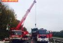 Nö: Putenfleisch-Transport auf A1 bei Melk verunglückt