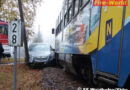 Nö: Pkw in Waidhofen an der Ybbs mit Citybahn kollidiert