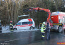 Stmk: Bergung eines Rettungstransportwagens in Leibnitz
