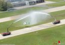 Deutschland: Doppelter Flughafenlöschfahrzeug-Salut beim letzten Flug von „Phönix 96“: „Fly out“ für Deutschlands ältesten Polizeihubschrauber