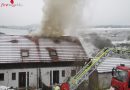 Schweiz: Drei Feuerwehren bekämpfen Dachstuhlbrand an Wohnhaus in Elfingen