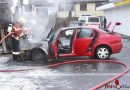 Schweiz: Passanten rollen in Brand geratenen Pkw aus Tankstellenbereich