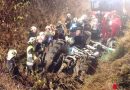 Nö: 45-minütige Menschenrettung nach Traktorabsturz in Gösing am Wagram