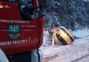 Oö: Wieder Winter in Maria Neustift → Auto blieb auf Dach liegen