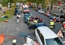 Bayern: Personenrettung nach Auffahrunfall mit drei Fahrzeugen in München