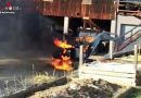Oö: Bagger in Reichraming im Flammen