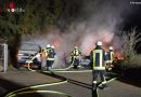 Deutschland: Carport mit zwei Autos bei Feuer in Sauensiek völlig zerstört
