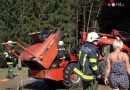 Oö: Hoftrak fing an Waldrand Feuer
