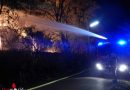 Wien: Brand eines Strohlagers im 22. Bezirk → umfangreiche Löscharbeiten erforderlich