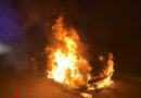 Stmk: Auto auf der L 332 in Vollbrand