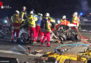 D: Eingeklemmte Person bei Kollision Sattelzug und zwei Pkw auf A 2 bei Dortmund