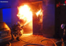 D: Gefährliches Feuer im Treppenhaus eines Wohngebäudes in Bremerhaven