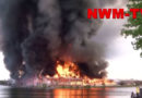 D: 10 Holzlagerhallen auf 30.000 m2 in Bremen in Flammen → B5-Alarm (+Fw-Abschlussbericht)