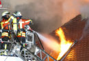 D: Gebäudebrand sorgt für langwierigen Einsatz in Stockach