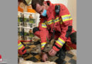 D: Feuerwehr Velbert holt junges Reh aus vermauertem Bachbett