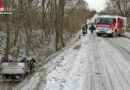 Nö: Auto am Dach in Fels am Wagram → Bergung mit WLF-Kran
