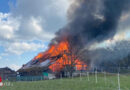 Schweiz: Ausgedehntes Feuer äschert Scheune in Mühlau ein