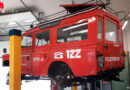 Oö: Ältestes Feuerwehrfahrzeug der Feuerwehr Hagenberg frisch restauriert