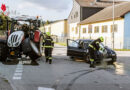 Oö: Traktor und Pkw kollidieren – Hoher Sachschaden
