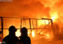 Bayern: Lagerhallen-Großbrand in Durach → Millionenschaden befürchtet