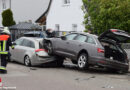 Bayern: Pkw „reitet“ in Ingolstadt auf anderes Auto auf → Unfallstelle über 150 m