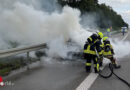 D: Auto brennt auf der A 57 bei Alpen