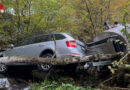 Schweiz: Milchtank landet in Schönengrund samt Auto im Bachbett