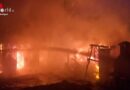 D: Weithin sichtbarer Feuerschein bei Gartenhüttenbrand in Stuttgart
