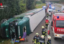 Oö: Umgestürzter Sattelschlepper auf A 8 → Feuerwehren befreien Lenker und Beifahrer bei Ort im Innkreis