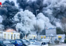 D: Großbrand in einem KFZ-Aufbereitungsbetrieb in Bochum