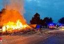 D: Von Polizei umstelltes Wohnhaus explodiert und steht in Vollbrand