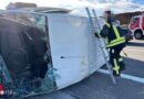 Nö: Lieferwagen-Überschlag nach Auffahrunfall mit Lkw auf S 33 bei Herzogenburg