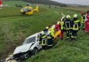 Nö: Pkw schleudert bei Frontalkollision auf B 6 bei Ernstbrunn in Bachbett