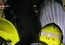 D: Nächtlicher Brand in leerstehendem Lagerhaus in Neuss