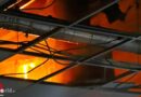 Bayern: 180 Helfer bei Feuer in Wohn- und Gewerbekomplex gefordert – 32 Bewohner wurden evakuiert, 8-Stunden-Einsatz in Traunreut