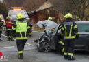 Oö: Eingeklemmte Person bei Kreuzungsunfall auf der B 138 in Micheldorf