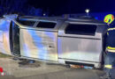 Nö: Pickup bei Verkehrsunfall bei Obritzberg-Rust umgestürzt