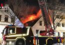 D: Flammen und Rauch aus Erd- und Obergeschoß aus Einfamilienhaus in Bremerhaven