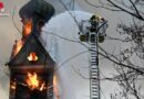 Bayern: Zimmerbrand in Seniorenheim mit historischem Turm in München wird zum Großbrand am Hl. Abend → 6 Hubrettungsgeräte eingesetzt