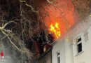 D: Wohnungsbrand im Dachgeschoss eines Mehrfamilienhauses in Essen → eine Person verletzt