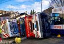 Schweiz: Drehleiter nach Kollision mit Straßenbahn in Onex umgestürzt